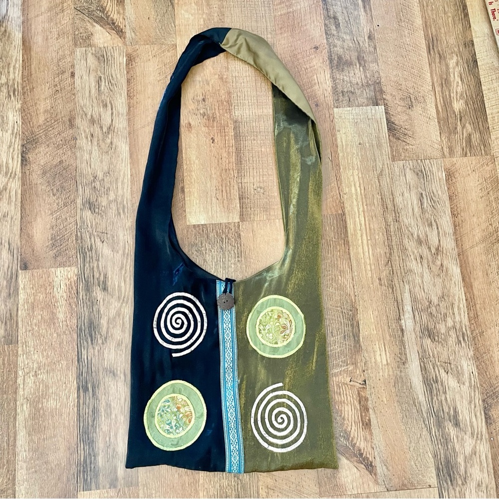 Indonesian Embroidered and Appliquéd Two-Tone Earthy Spiral Design Women's Bag